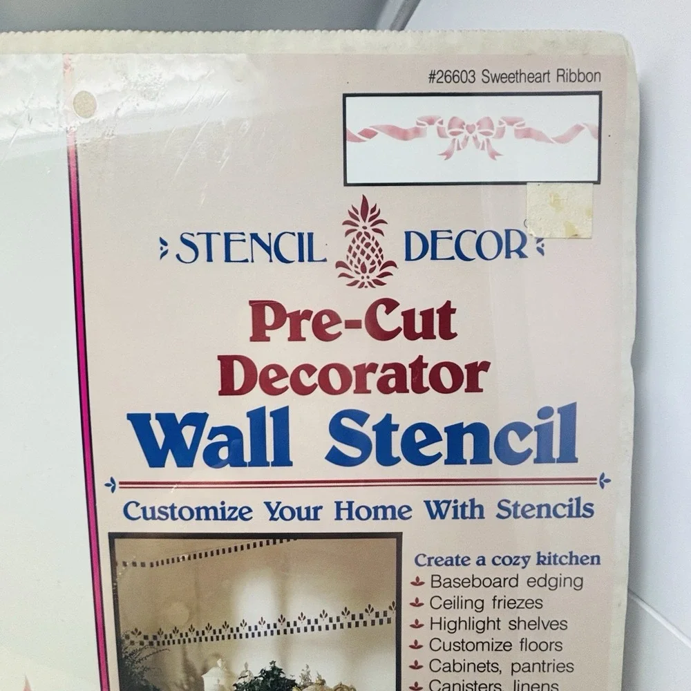 Stencil Décor Pre-Cut Decorator Wall‎ Stencil Sweetheart Ribbon 26603